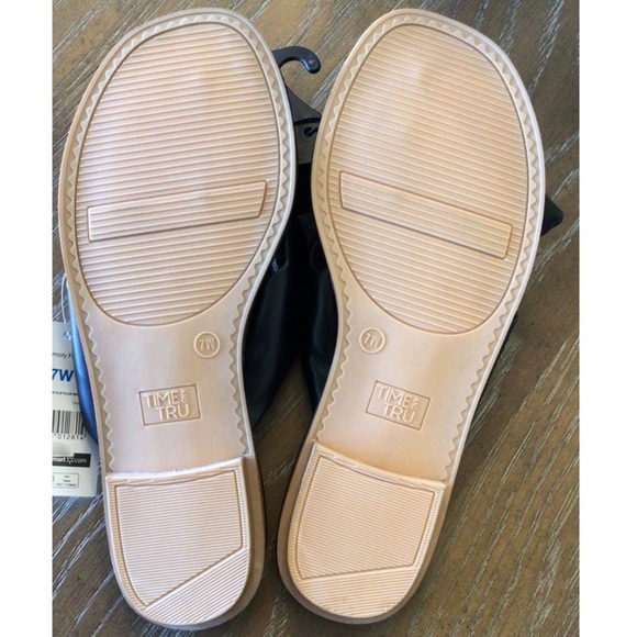 Time and Tru Womens Black Bow Thong Flat Slip-on Sandals - Picture 5 of 7